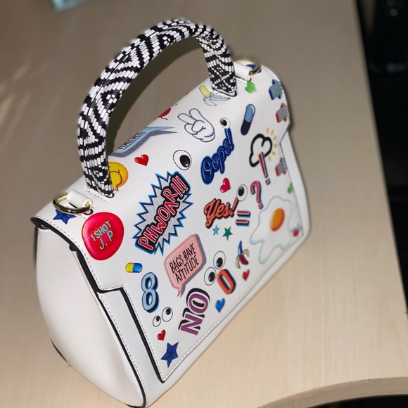 Cute Stylish Purse 💕 - Picture 3 of 5